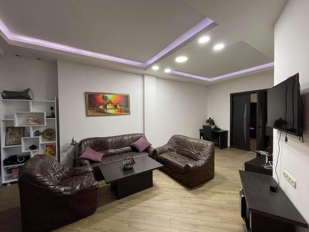 טביליסי Cozy & Sweet Home מראה חיצוני תמונה